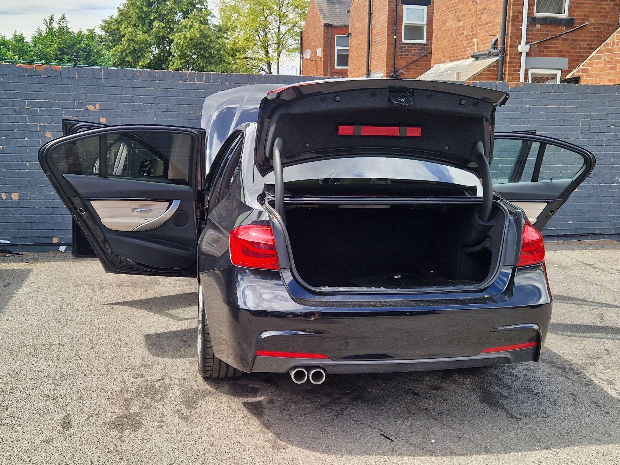 BMW 3 Series - Image 19