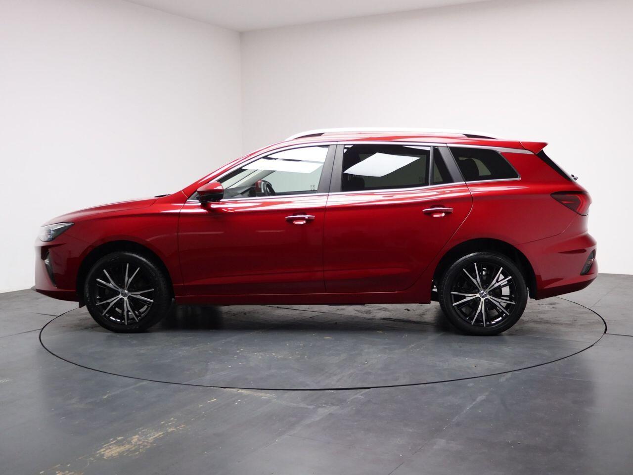 MG MG5 - Image 8