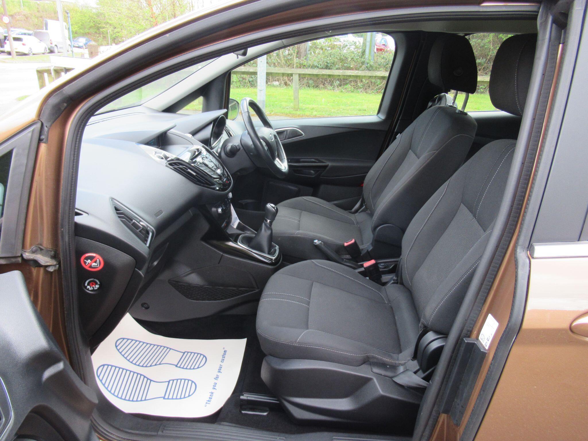 Ford B-Max - Image 12