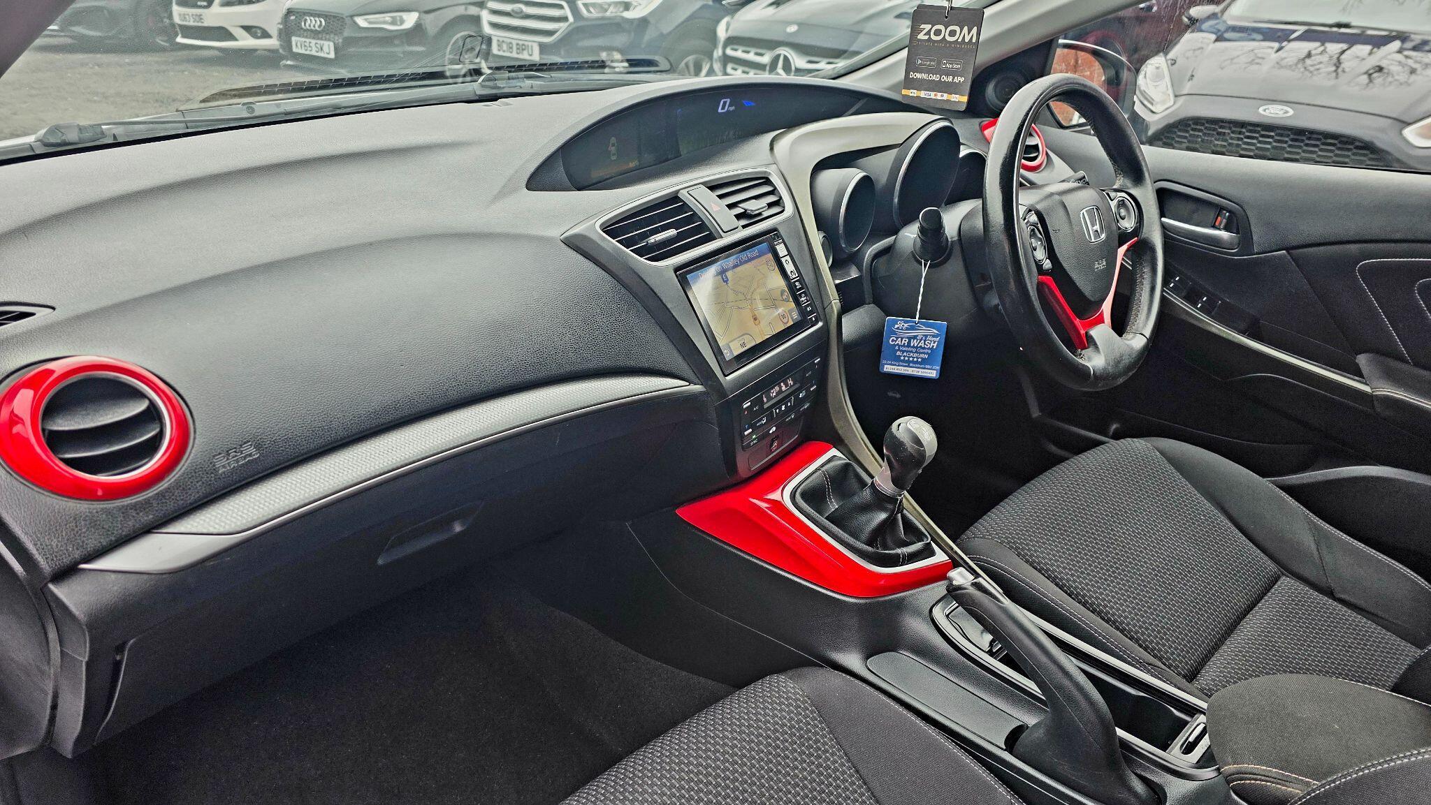 Honda Civic - Image 14