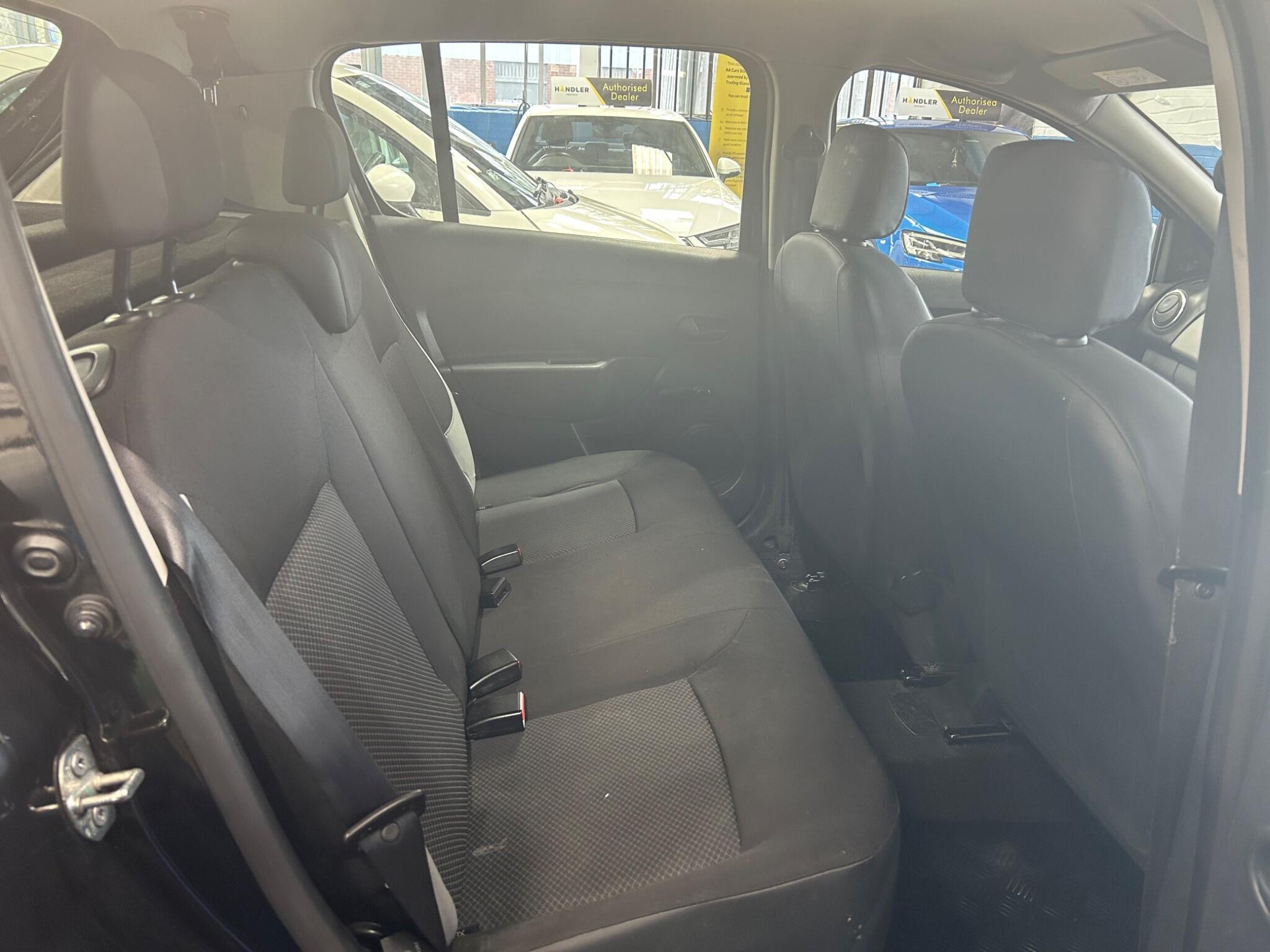 Dacia Sandero - Image 14