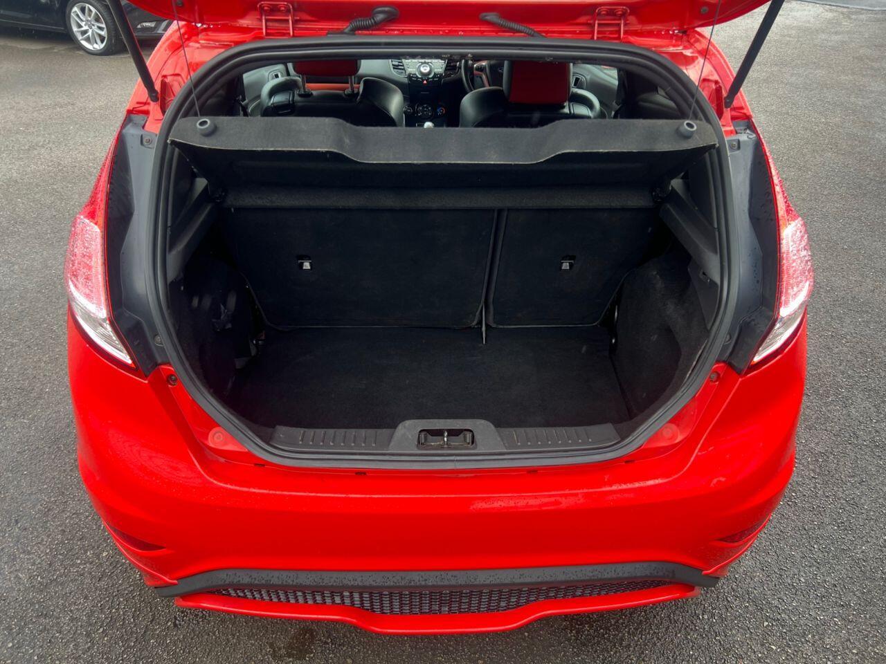 Ford Fiesta - Image 5