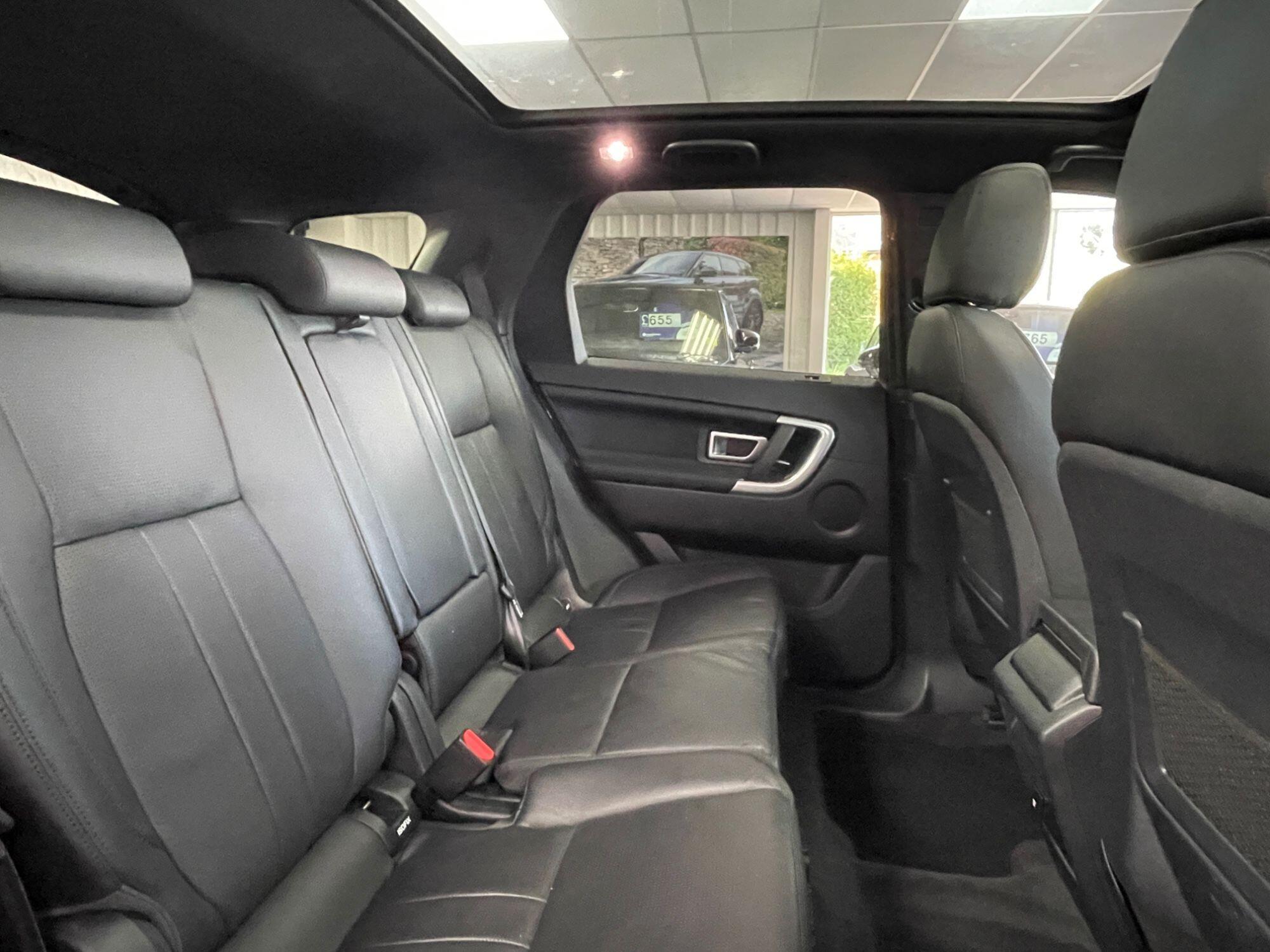 Land Rover DISCOVERY SPORT - Image 29