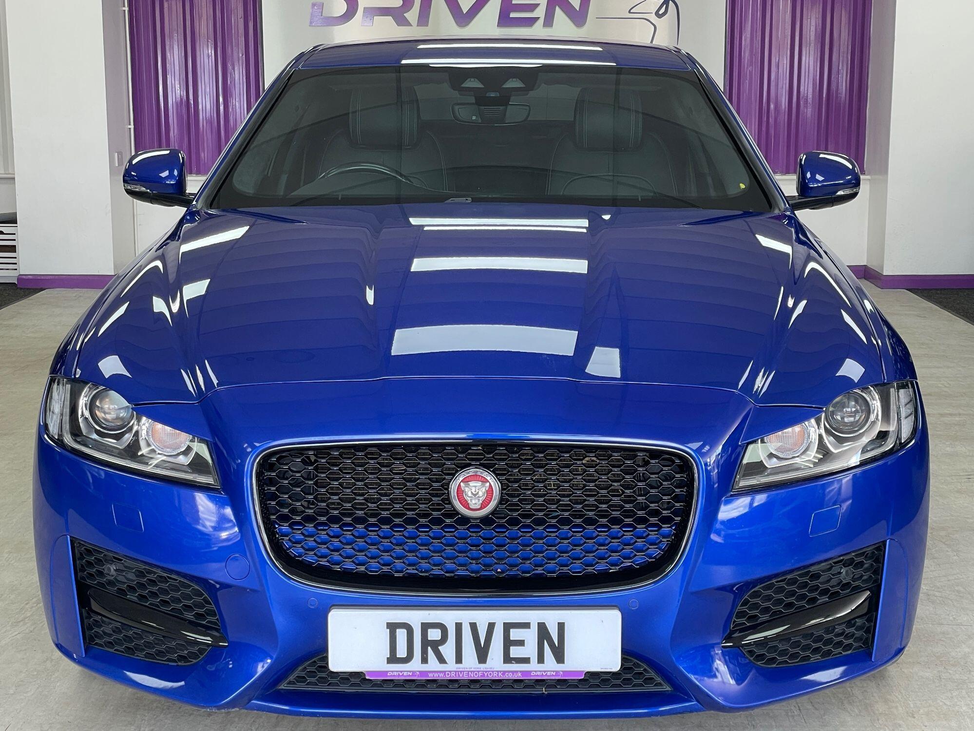 Jaguar XF - Image 7