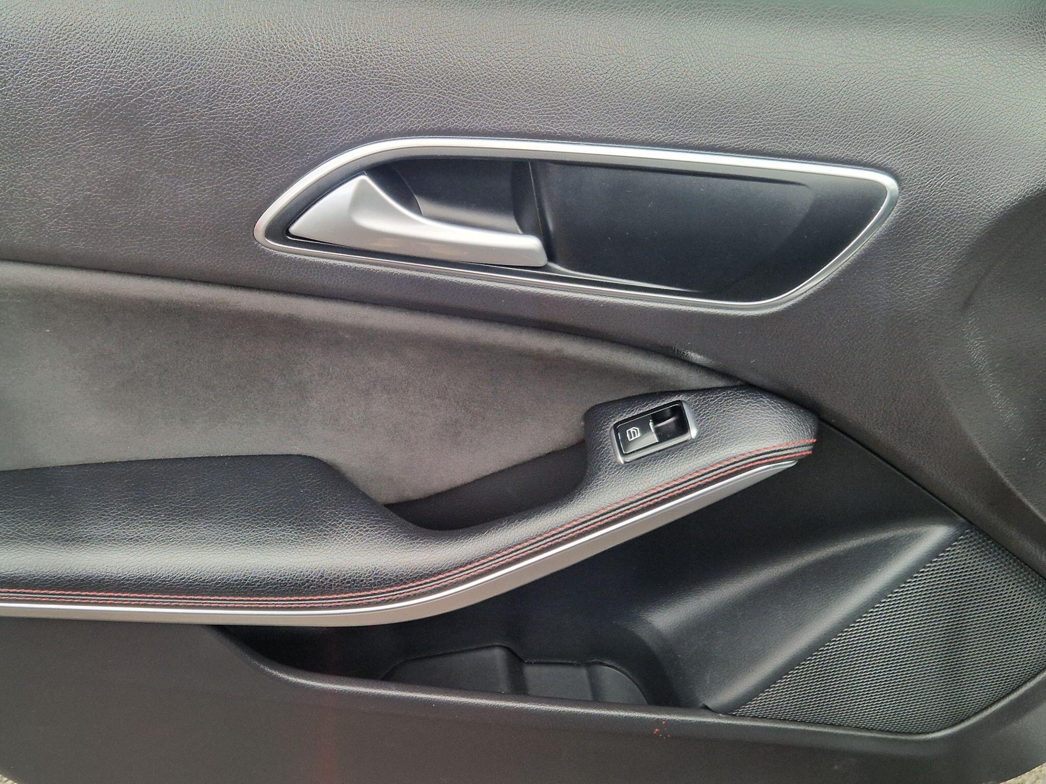 Mercedes GLA - Image 39