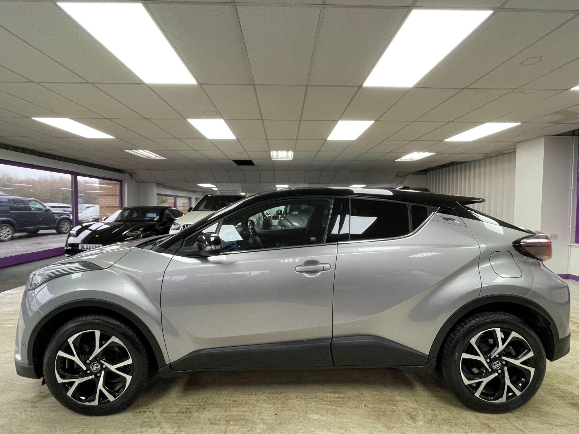 Toyota C-Hr - Image 13