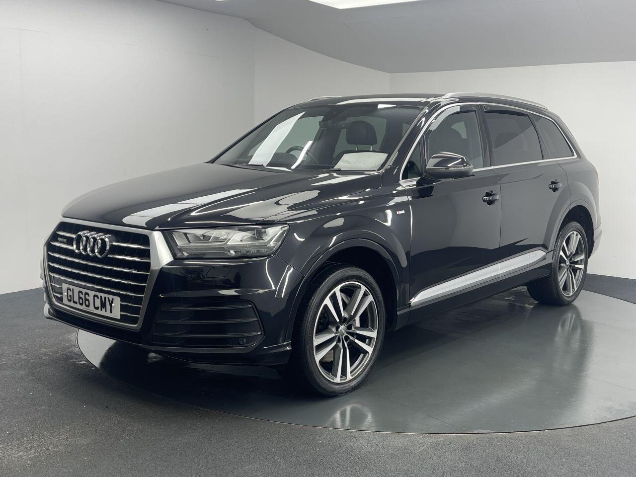 Audi Q7 - Image 6