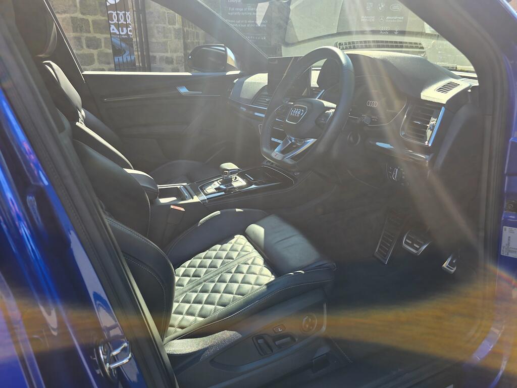 Audi SQ5 - Image 31