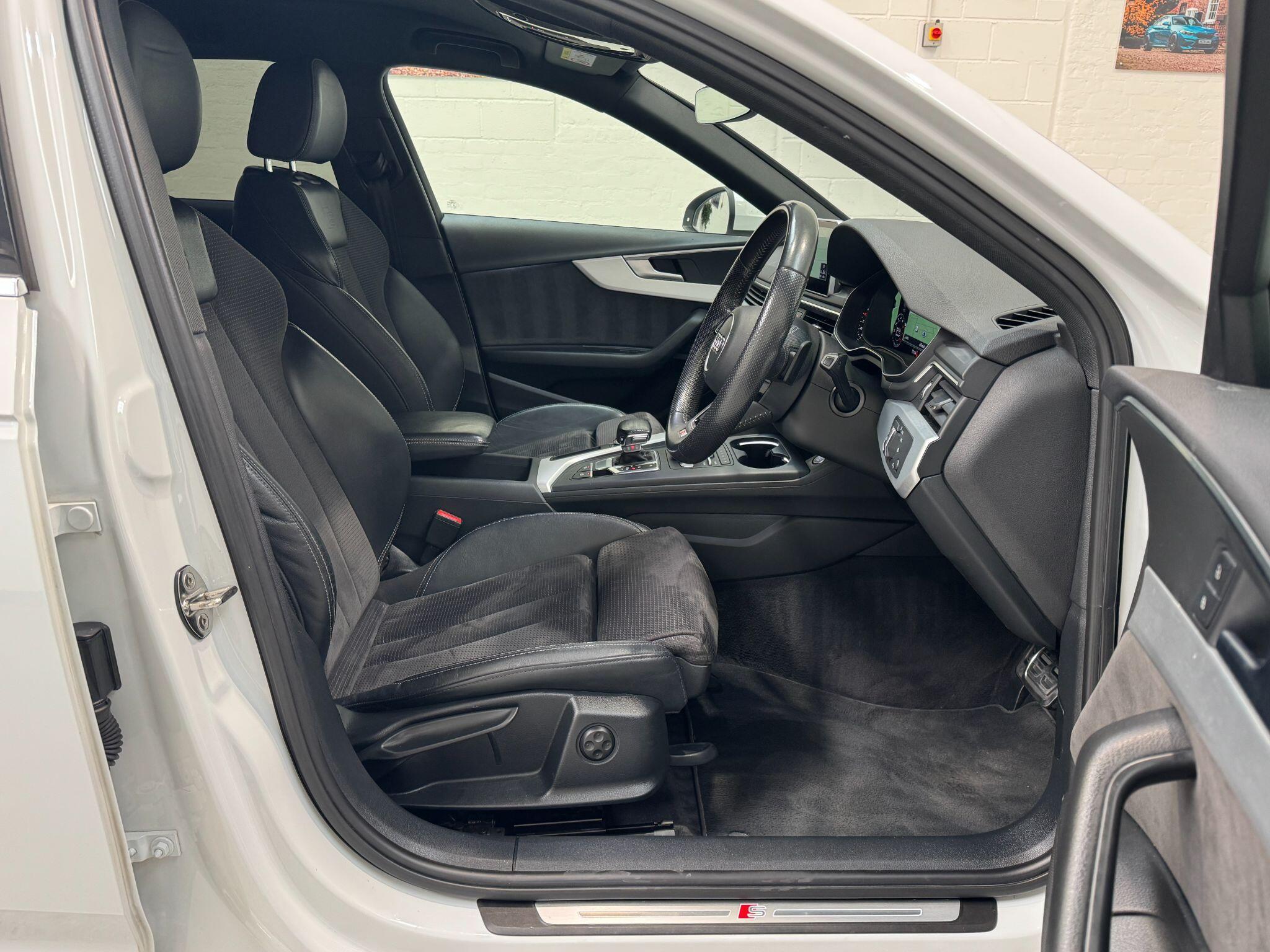 Audi A4 Avant - Image 21