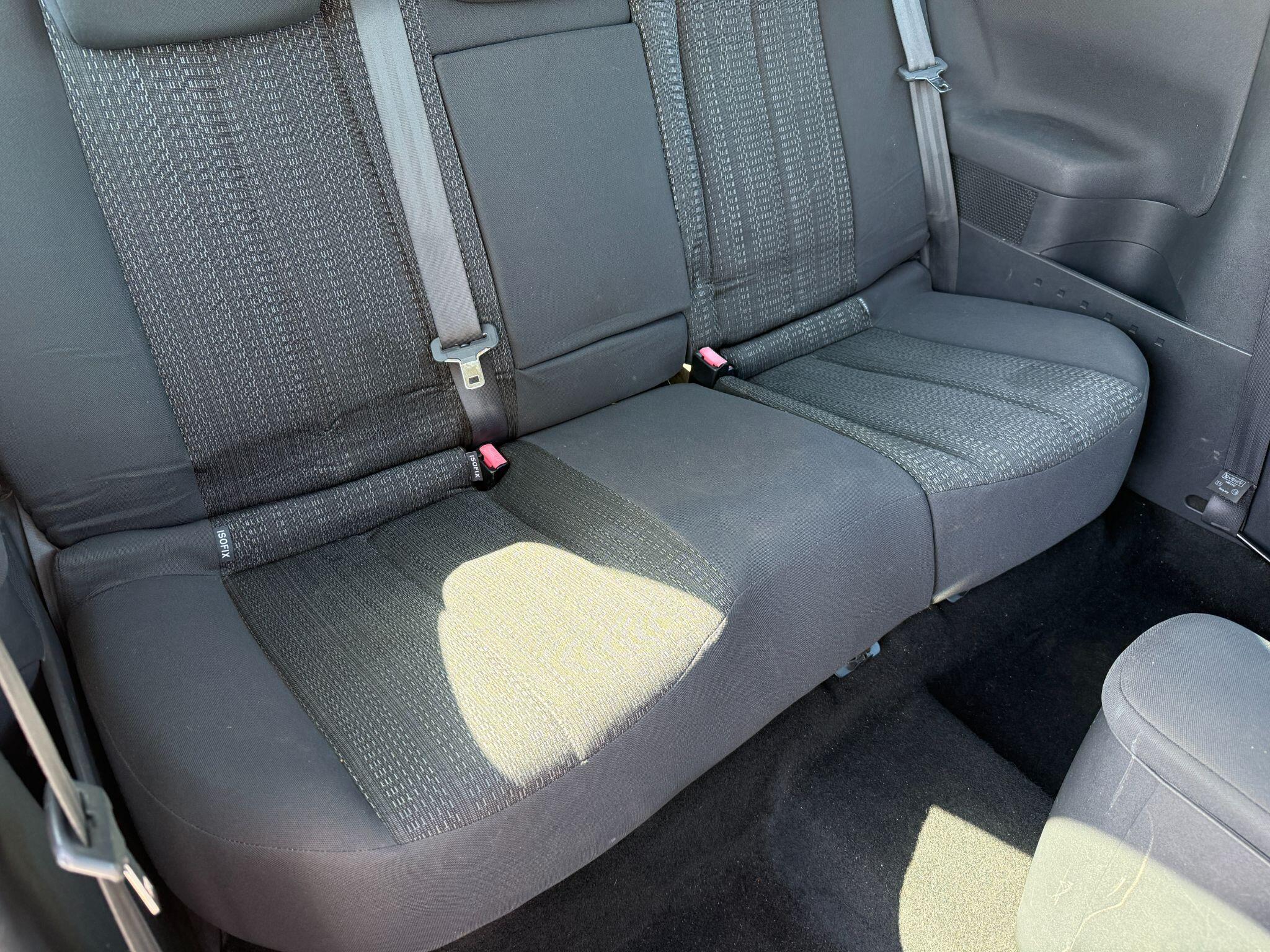 Renault Megane - Image 30