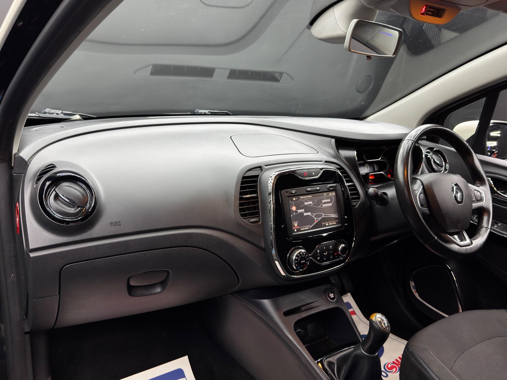 Renault Captur - Image 11