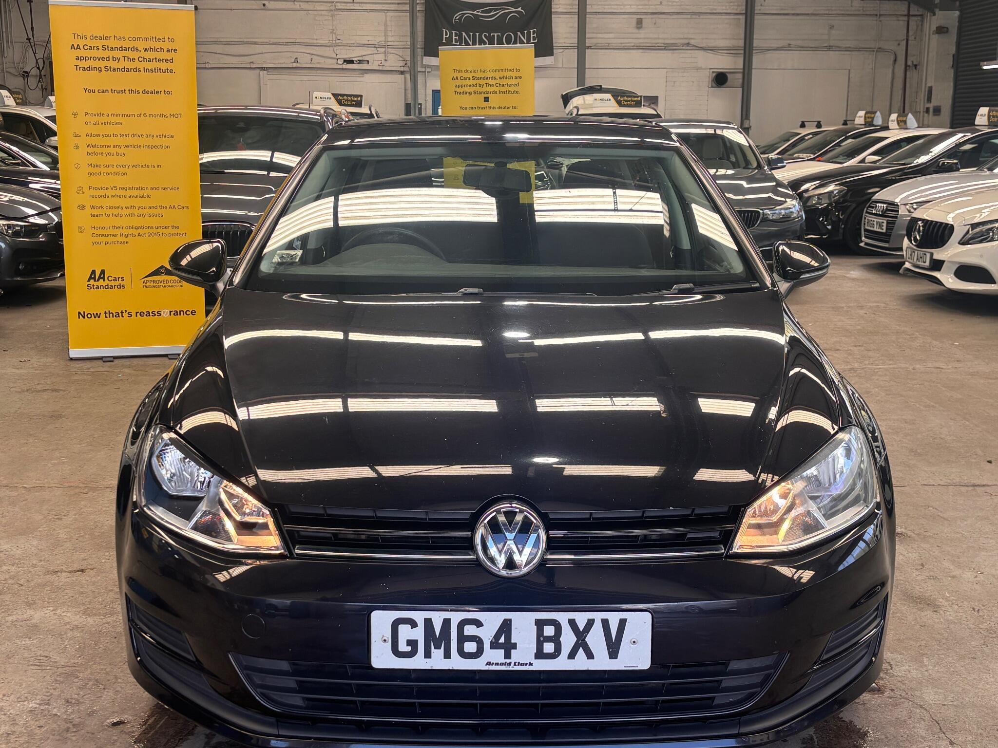 Volkswagen Golf - Image 11