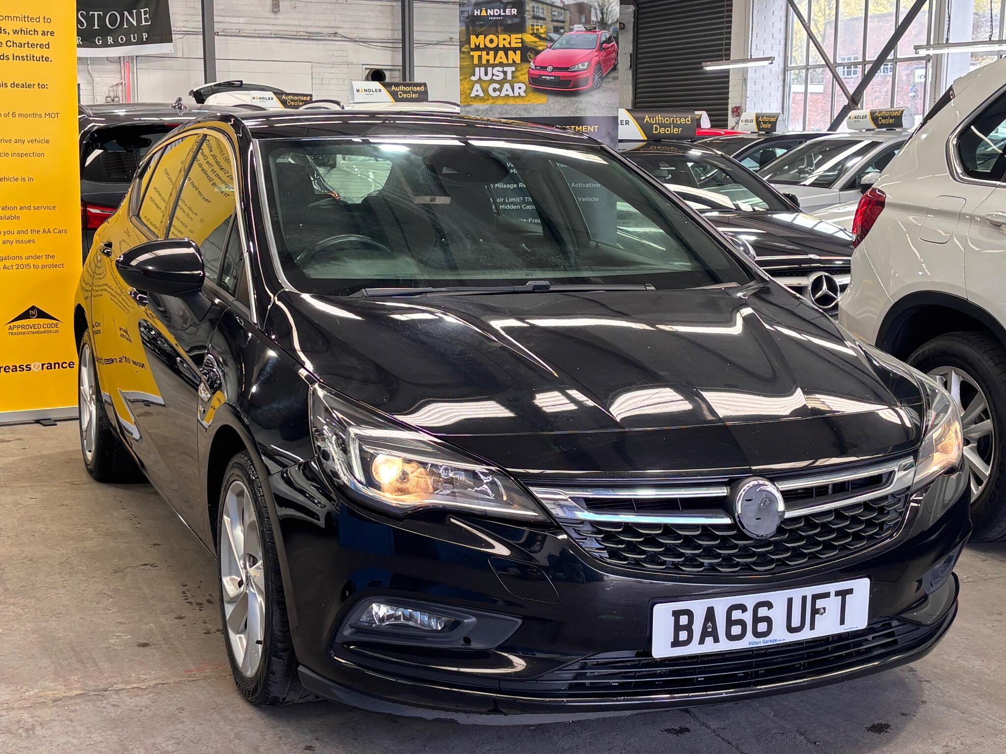 Vauxhall Astra - Image 29