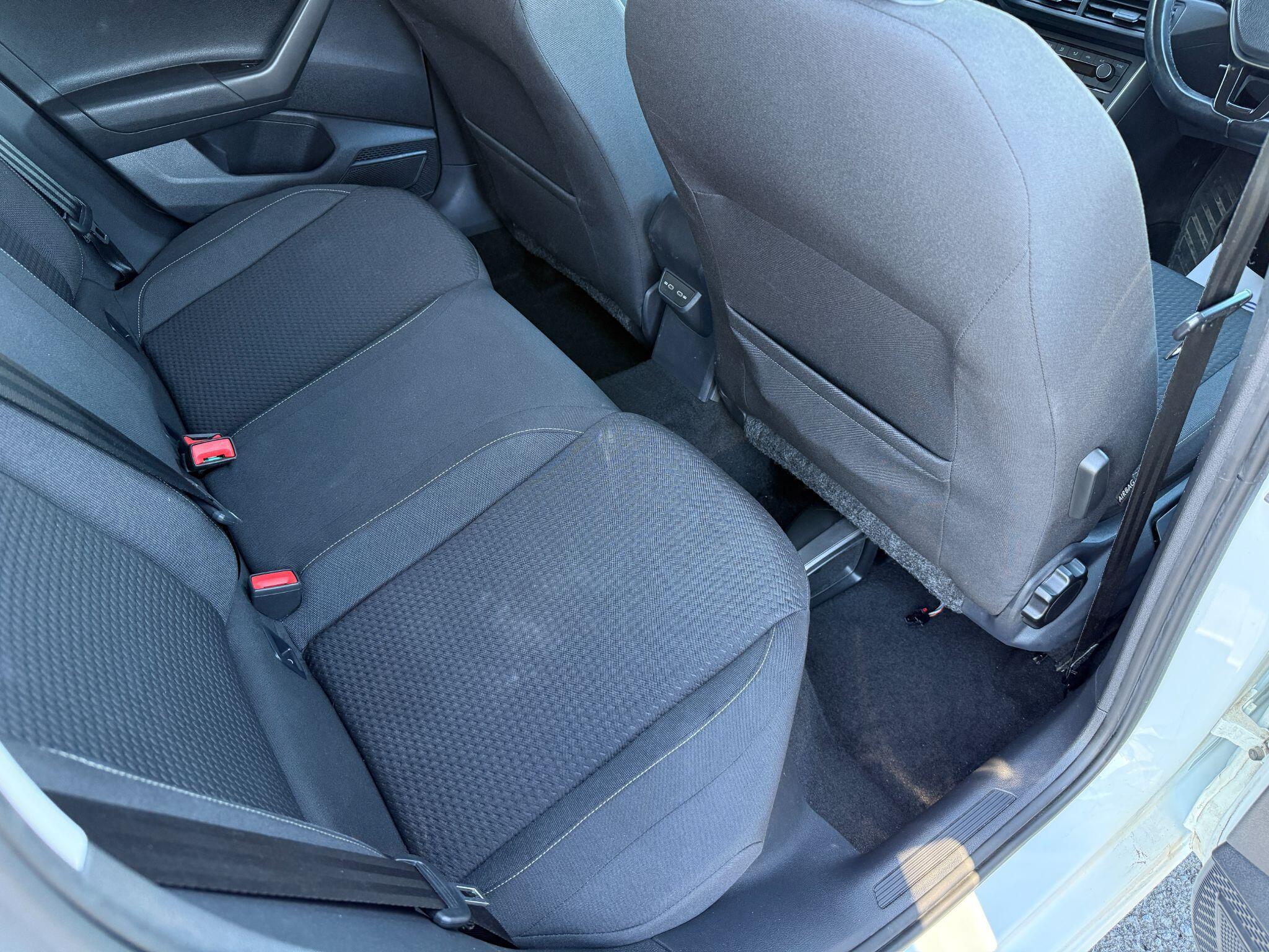 Volkswagen Polo - Image 33