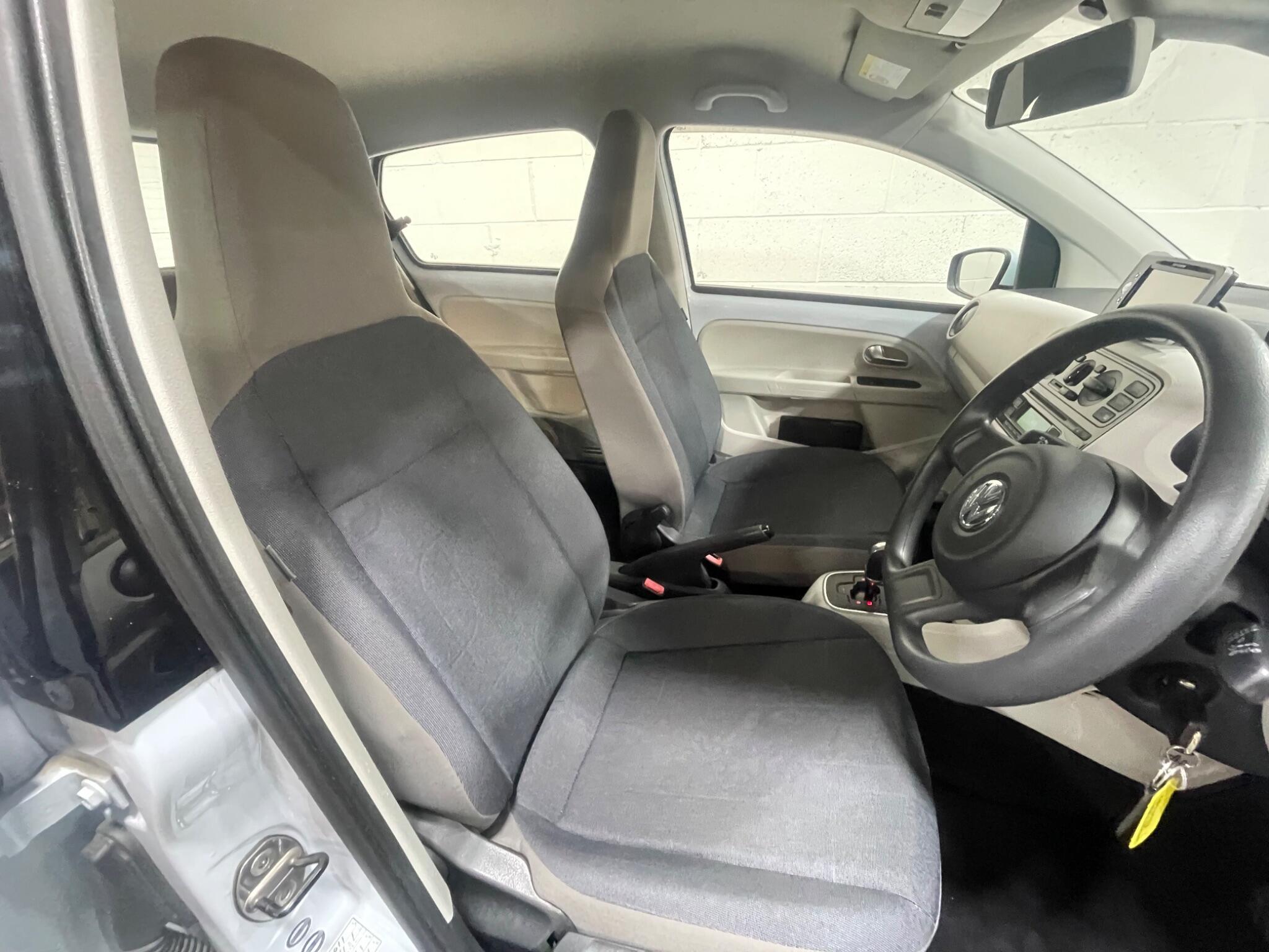 Volkswagen up! - Image 8