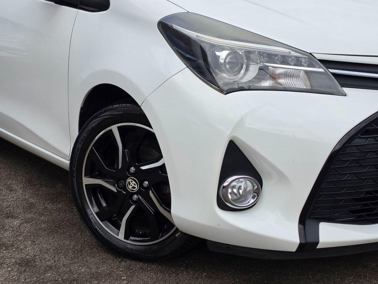 Toyota Yaris - Image 8