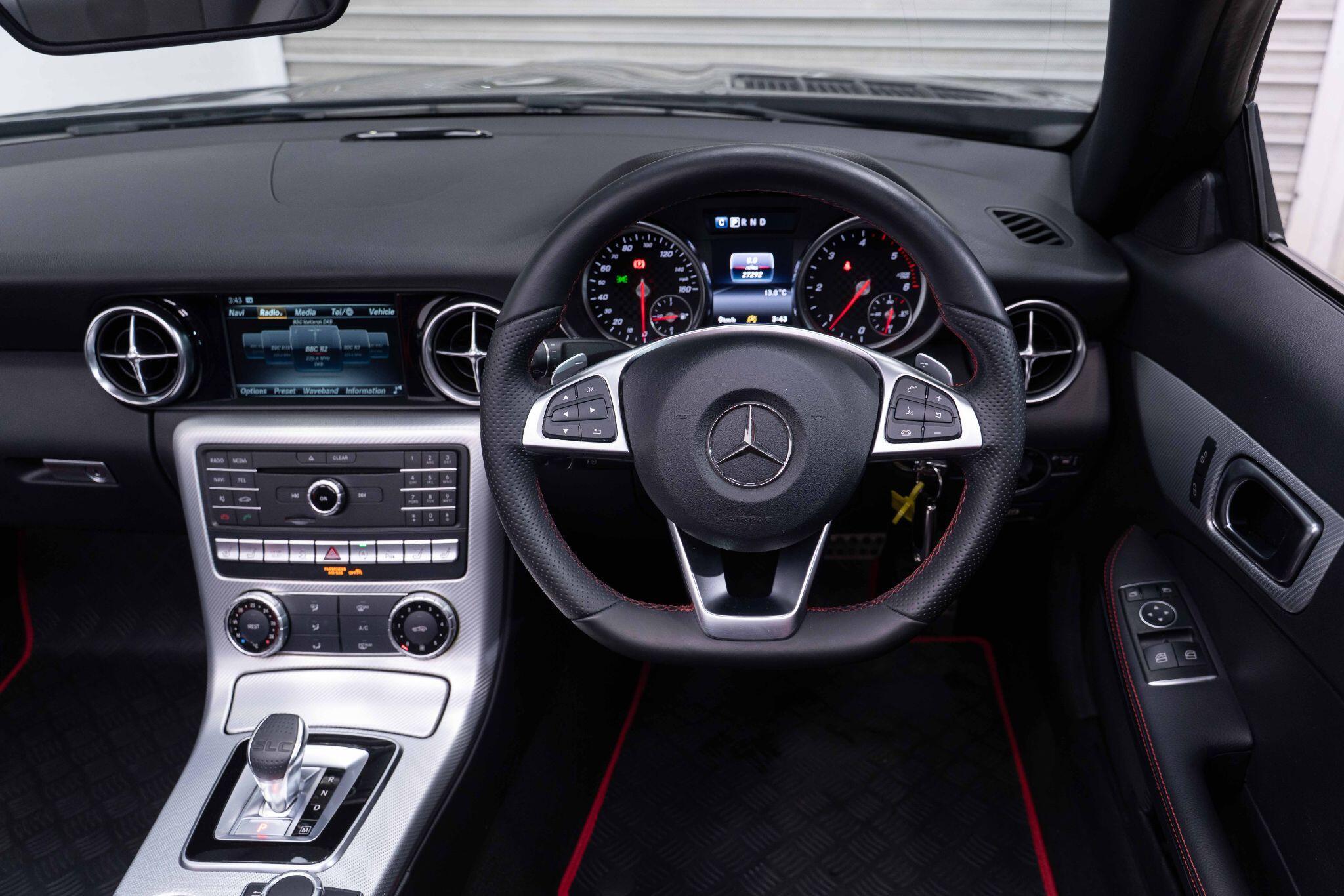 Mercedes SLC - Image 27