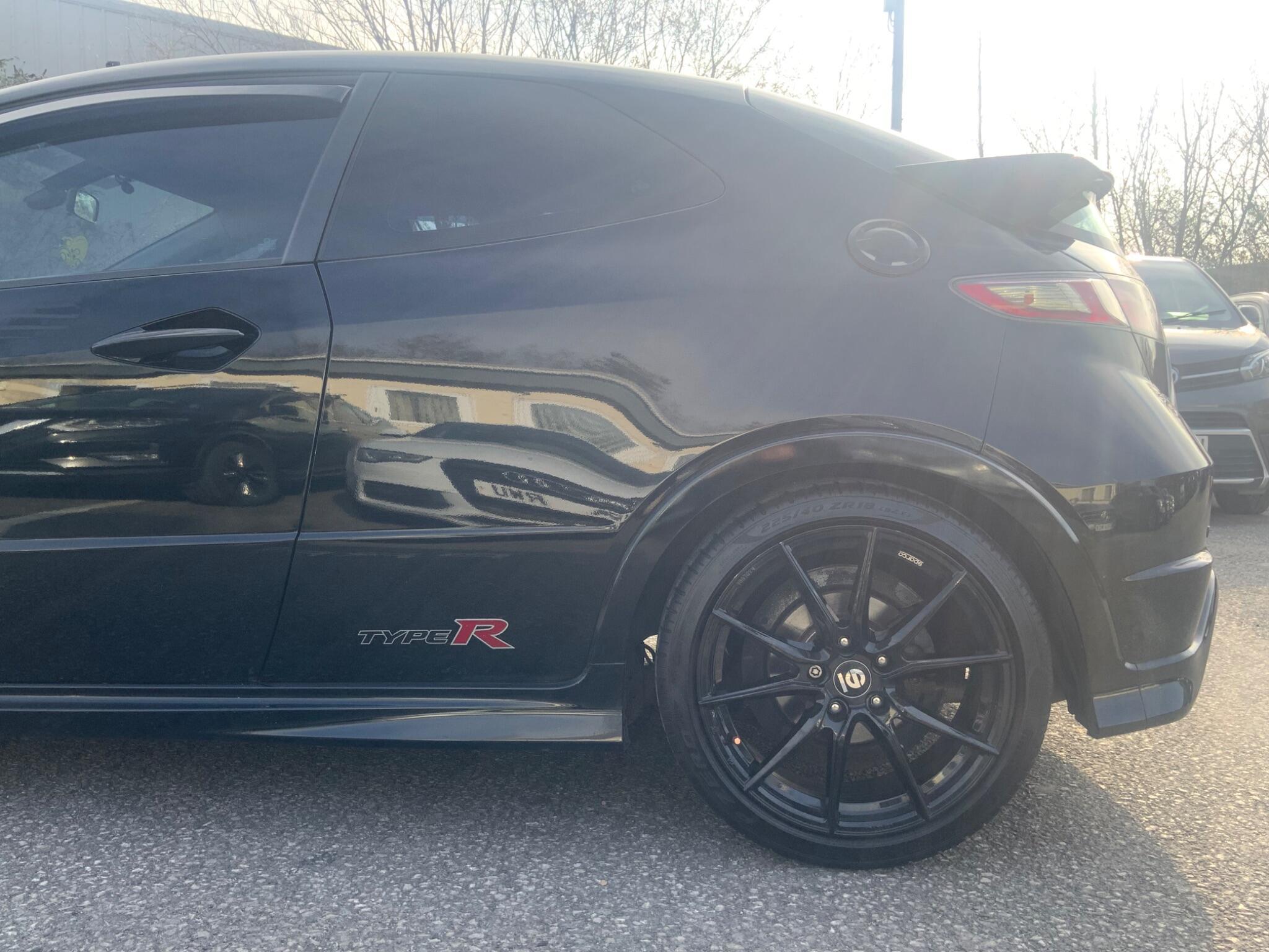 Honda Civic - Image 16