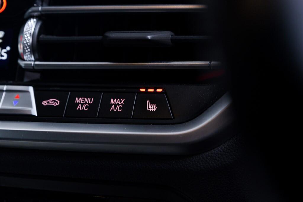 BMW 4 Series - Image 19