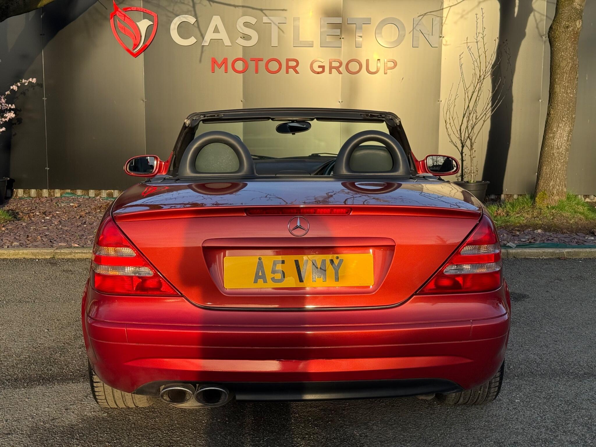 Mercedes SLK - Image 18