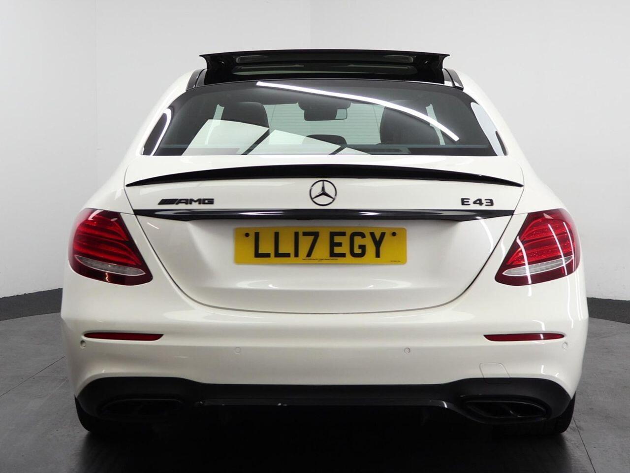 Mercedes-benz E Class - Image 6