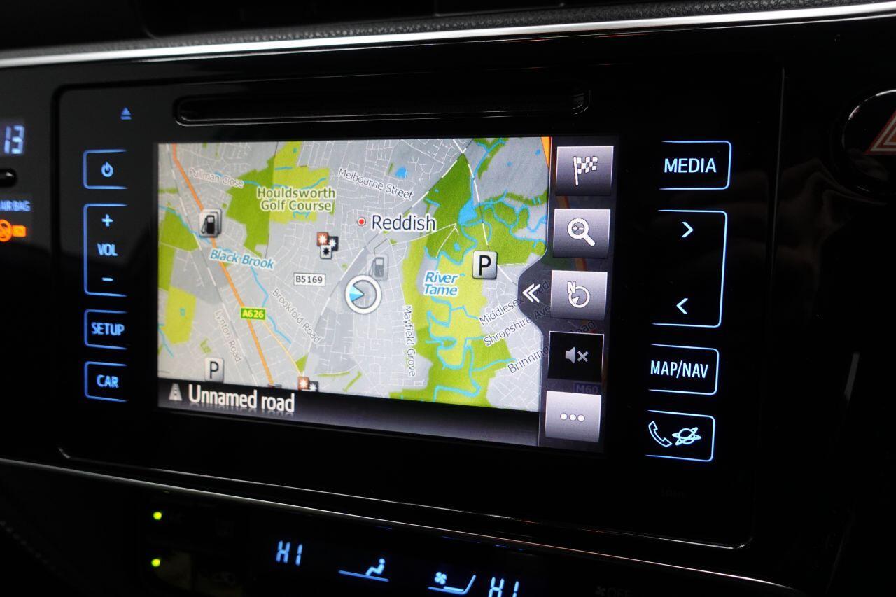 Toyota Auris - Image 2