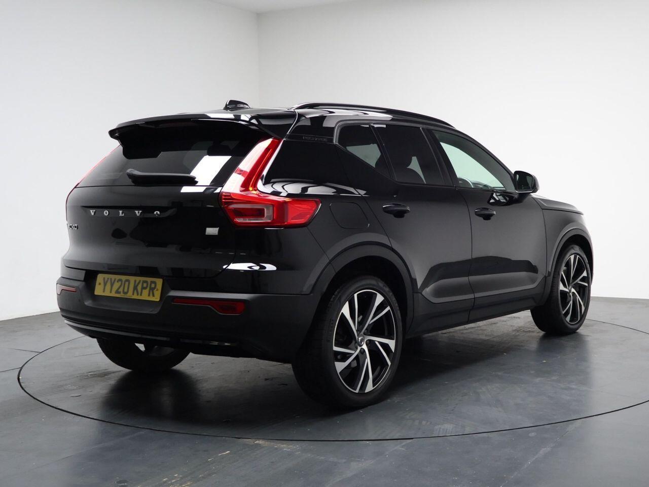Volvo XC40 - Image 12
