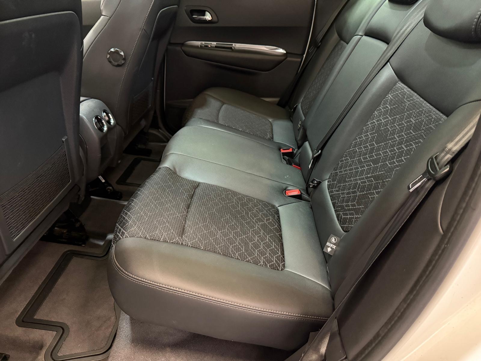 Peugeot 3008 - Image 32