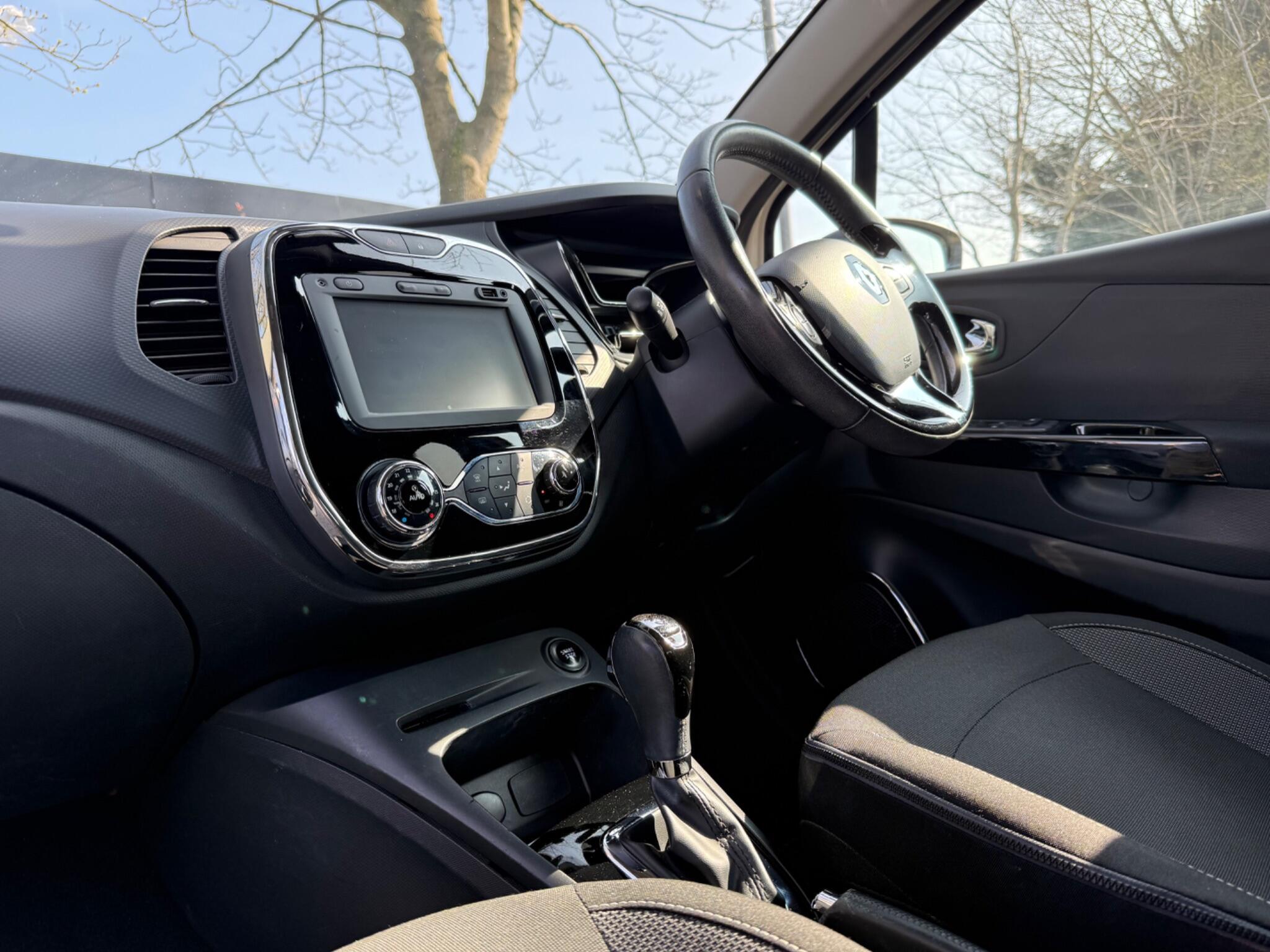 Renault Captur - Image 17