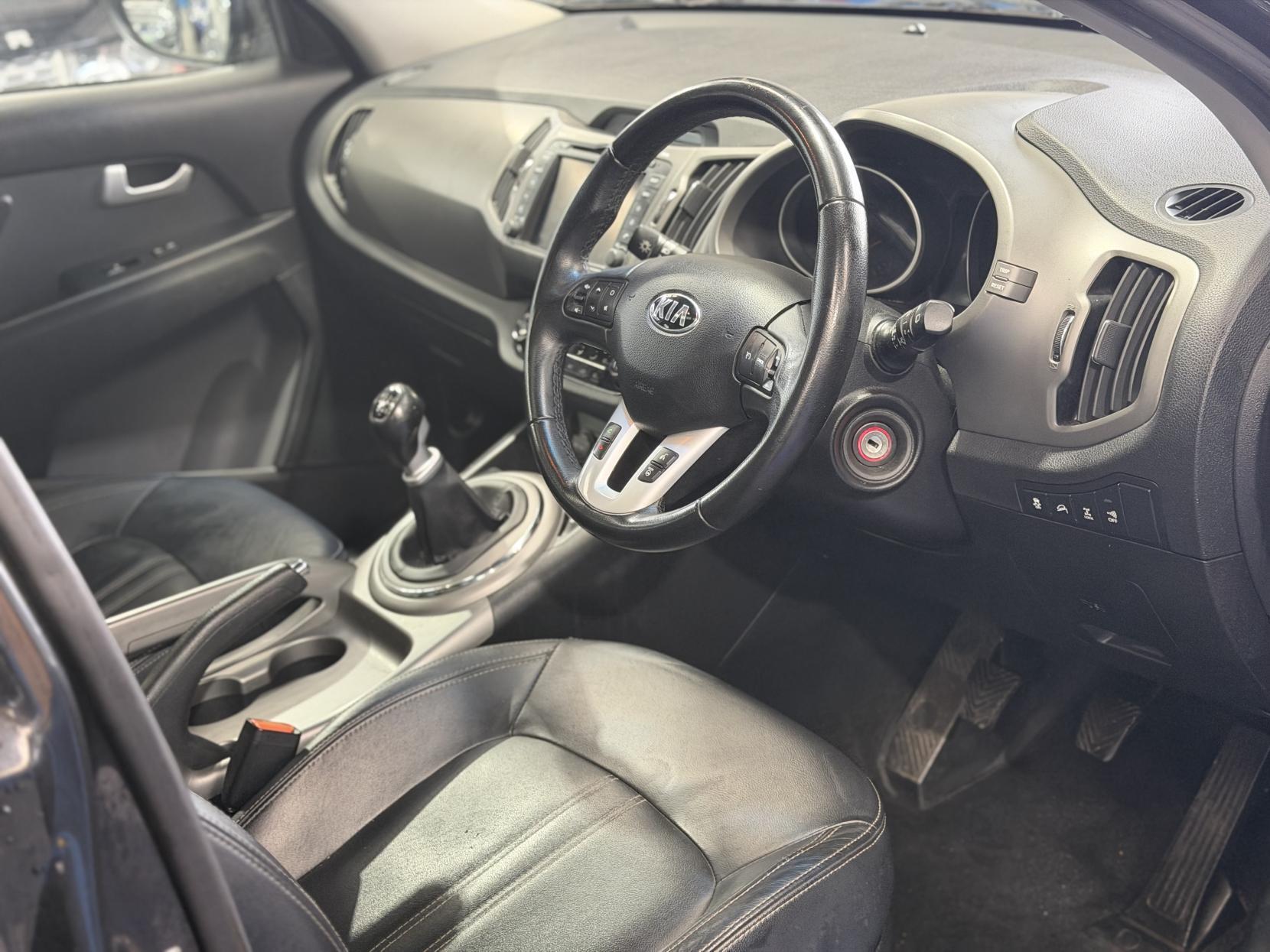 Kia Sportage - Image 19