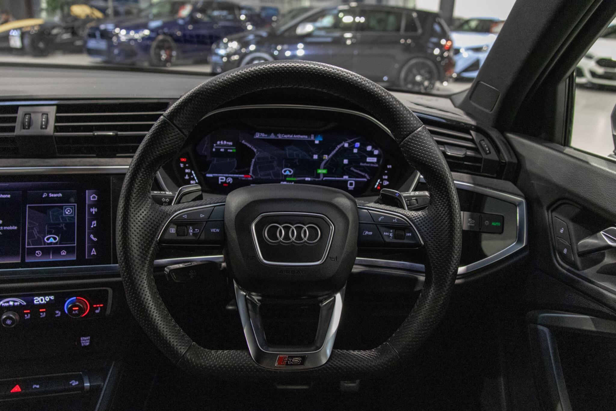 Audi RS Q3 - Image 15