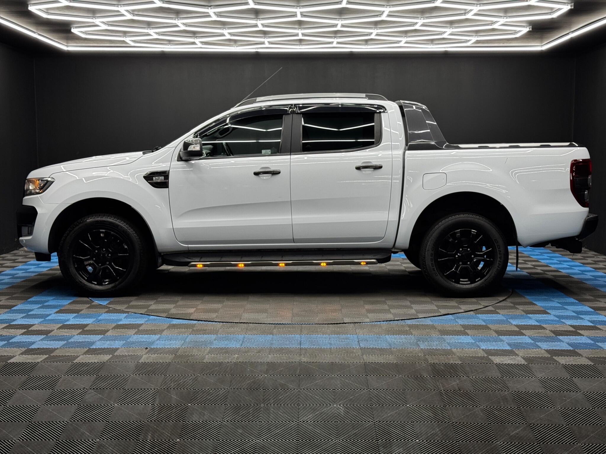 Ford Ranger - Image 8