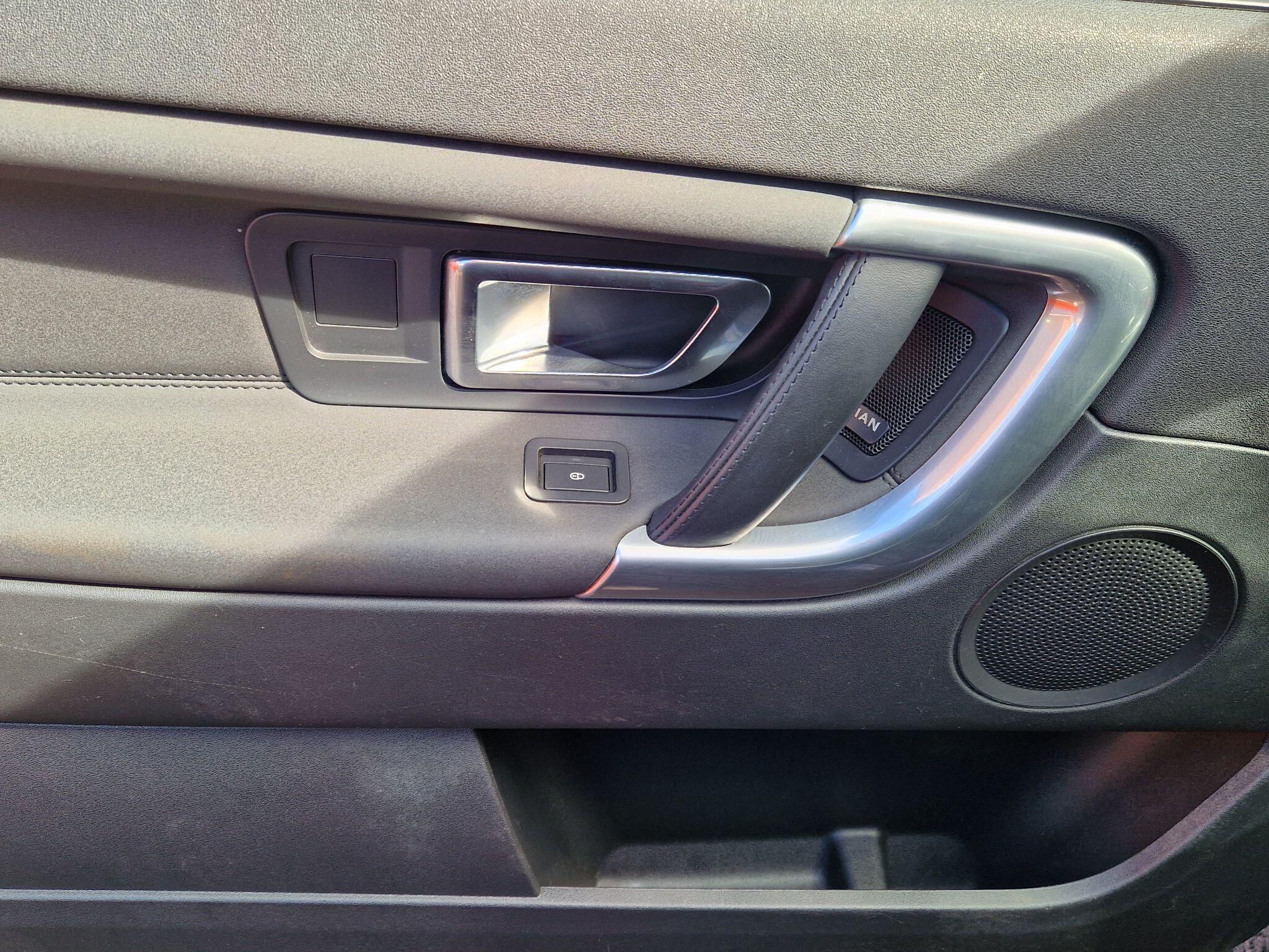 Land Rover DISCOVERY SPORT - Image 37