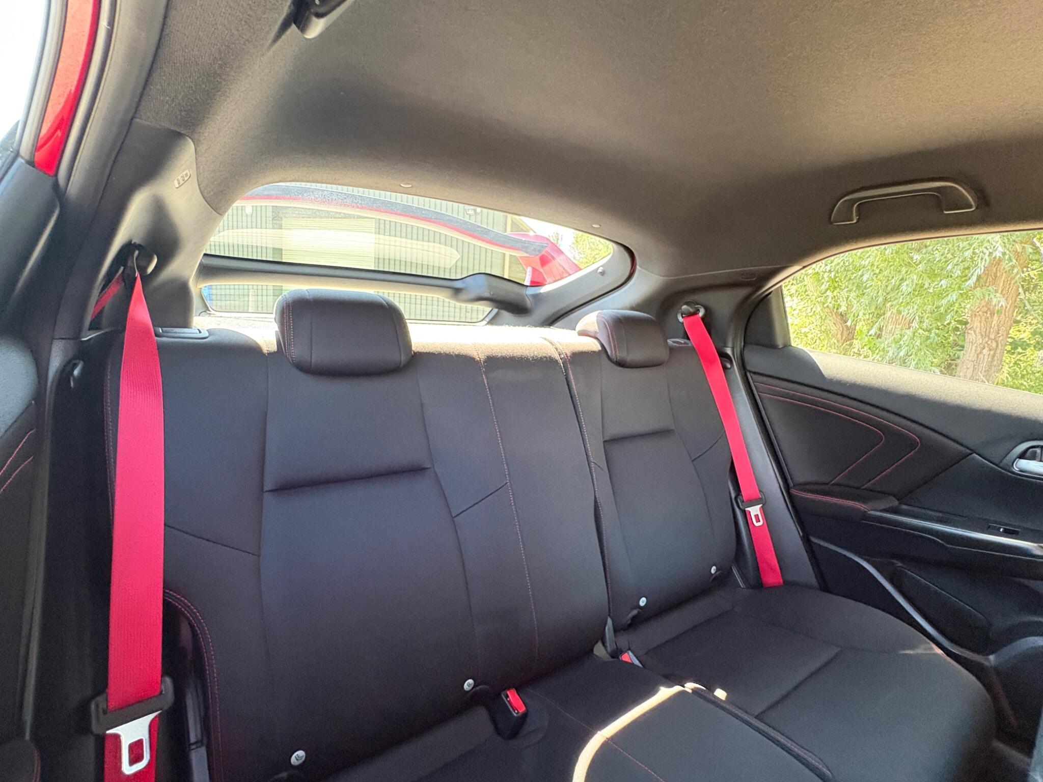 Honda Civic - Image 17