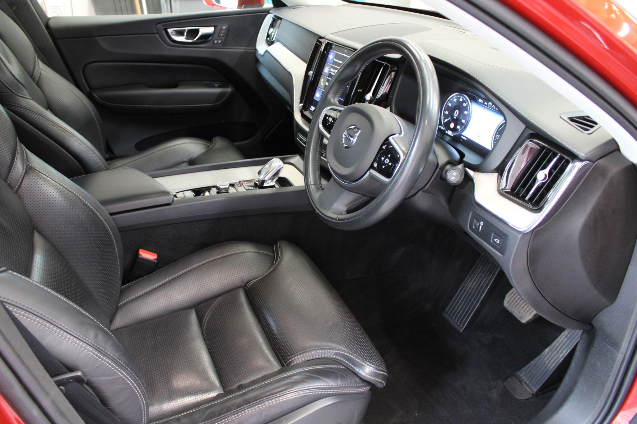 Volvo XC60 - Image 48
