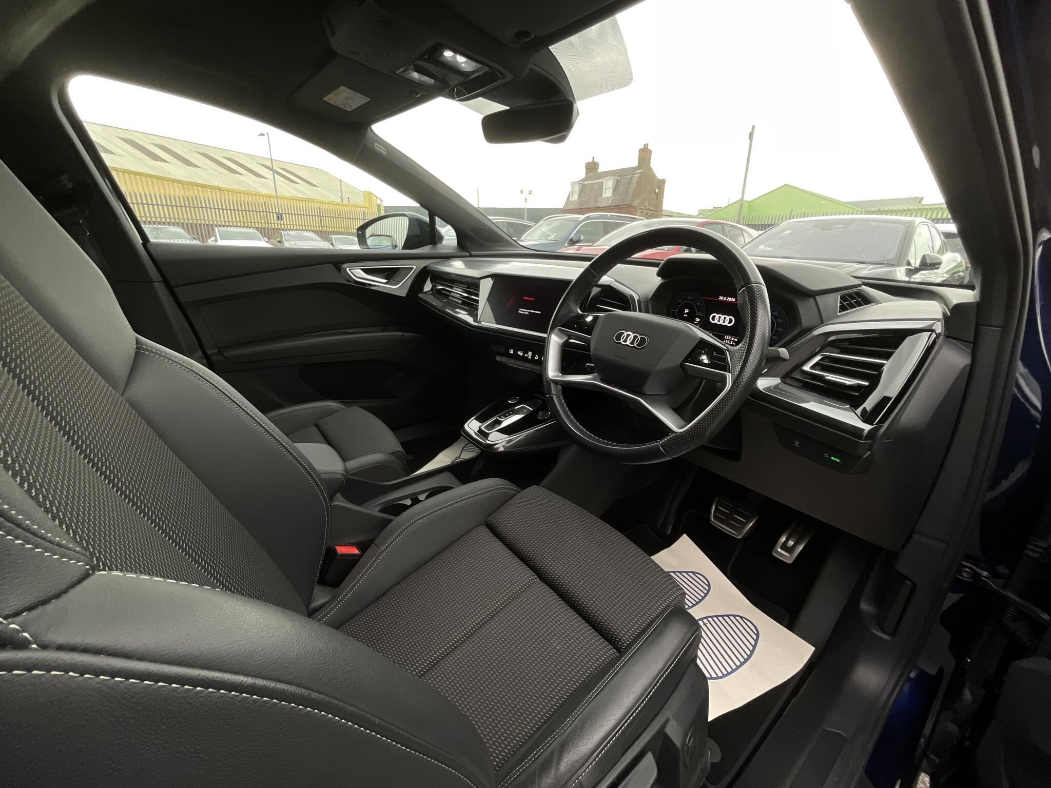 Audi Q4 E-Tron - Image 7