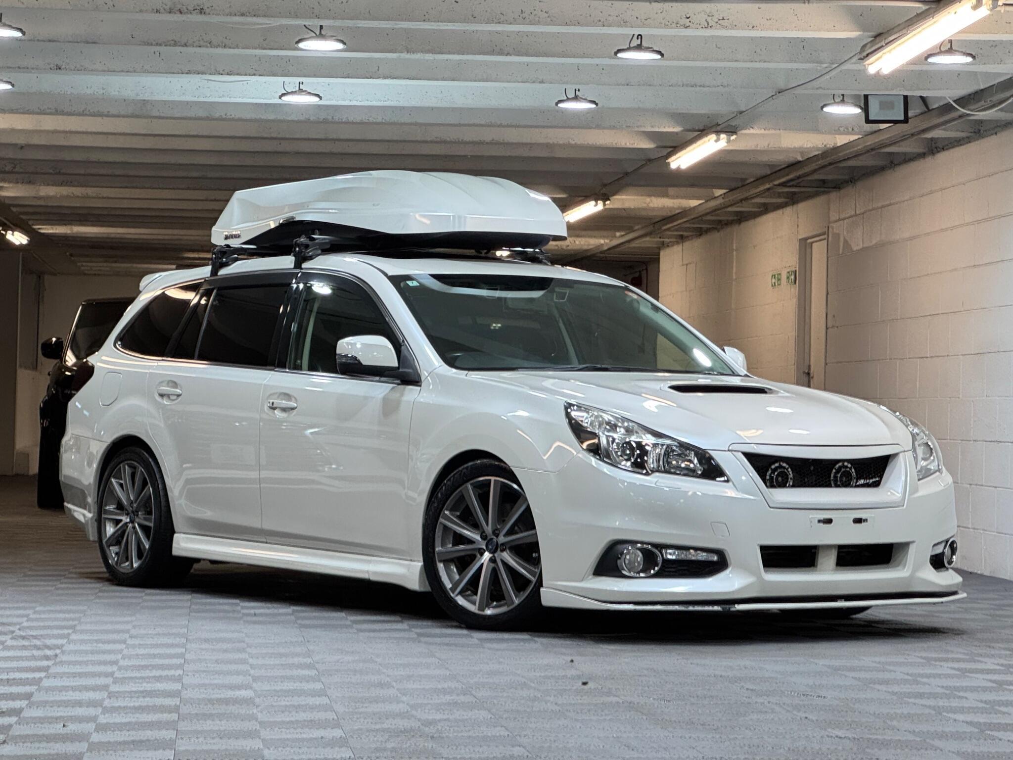 Subaru Legacy - Image 7