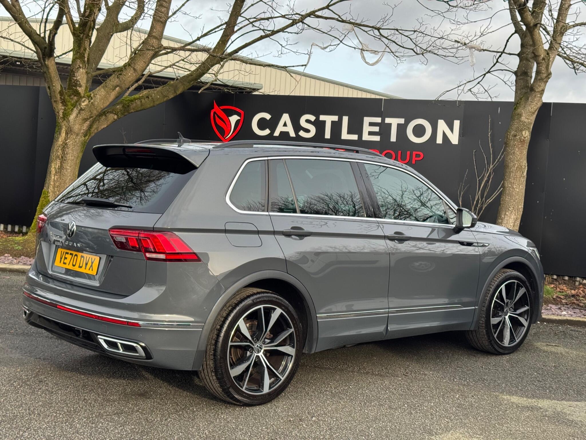 Volkswagen Tiguan - Image 10