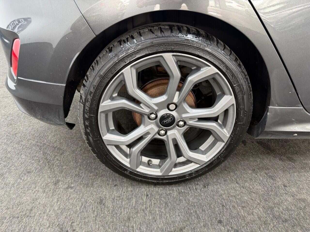 Ford Fiesta - Image 12