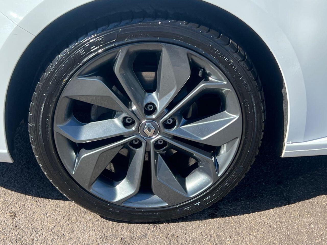 Renault Megane - Image 33