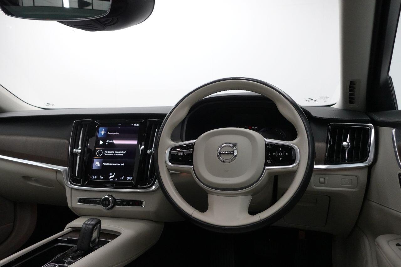 Volvo V90 CROSS COUNTRY - Image 17