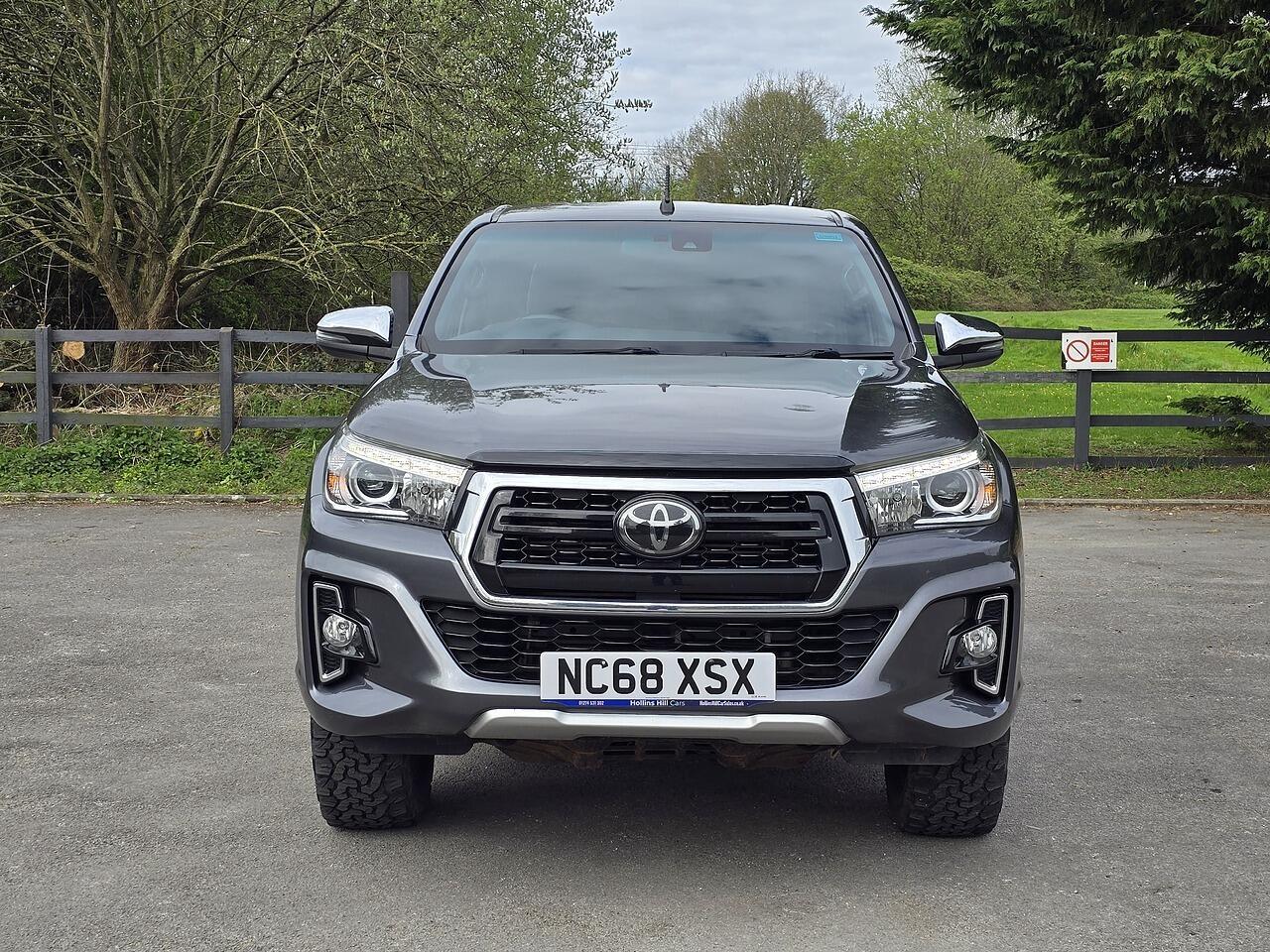 Toyota Hilux - Image 14