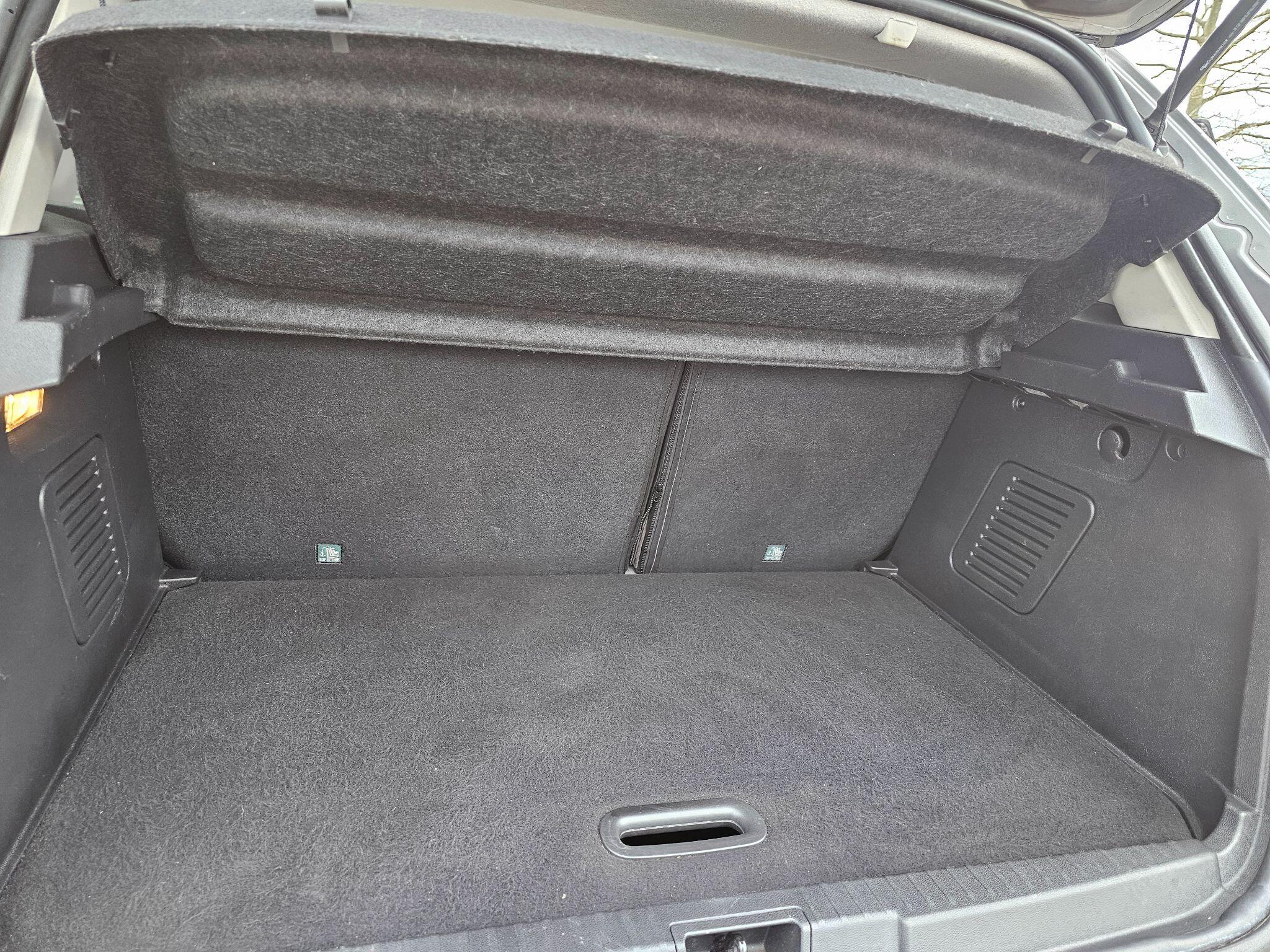 Renault Captur - Image 14