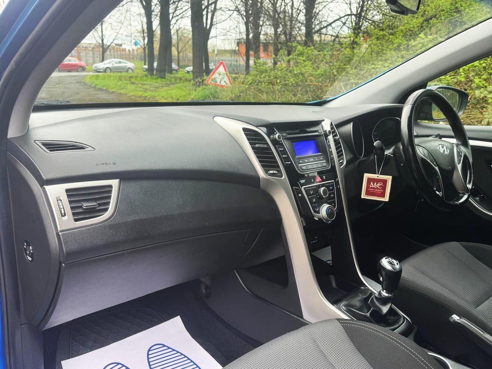 Hyundai i30 - Image 20