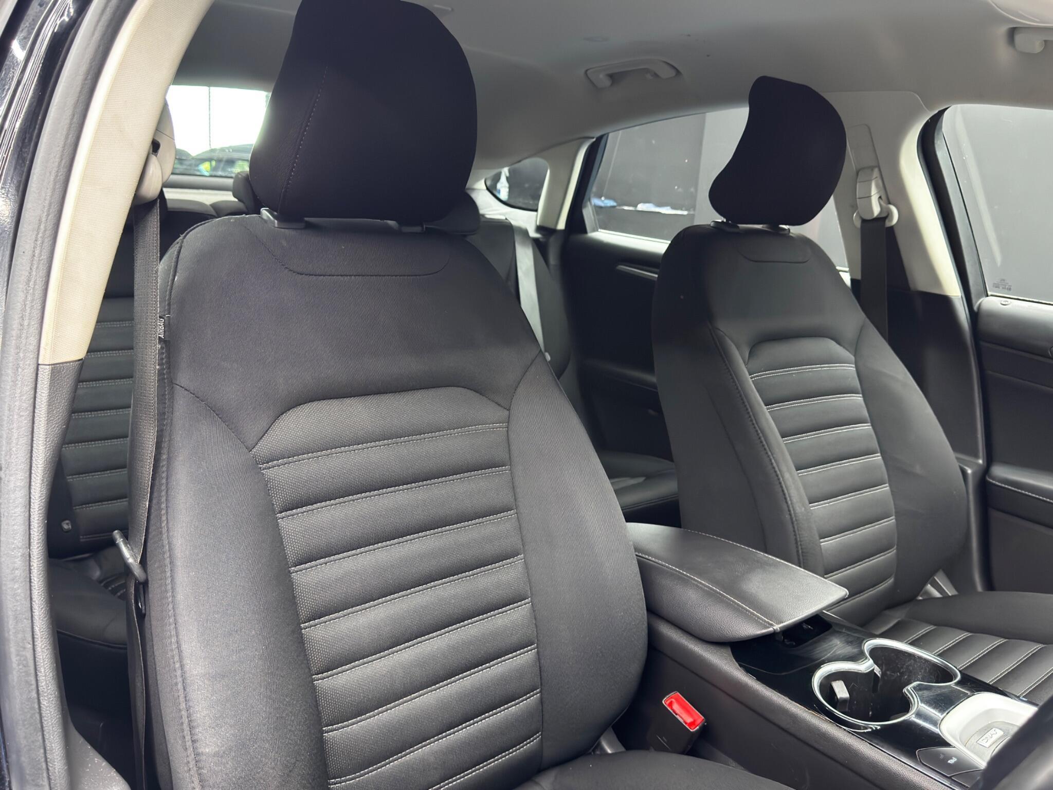 Ford Mondeo - Image 12