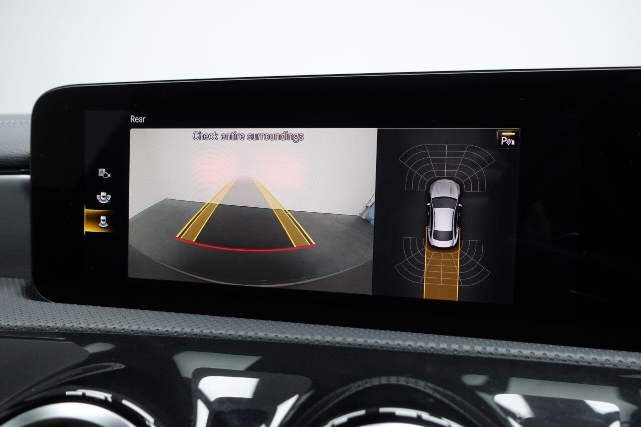 Mercedes CLA - Image 28