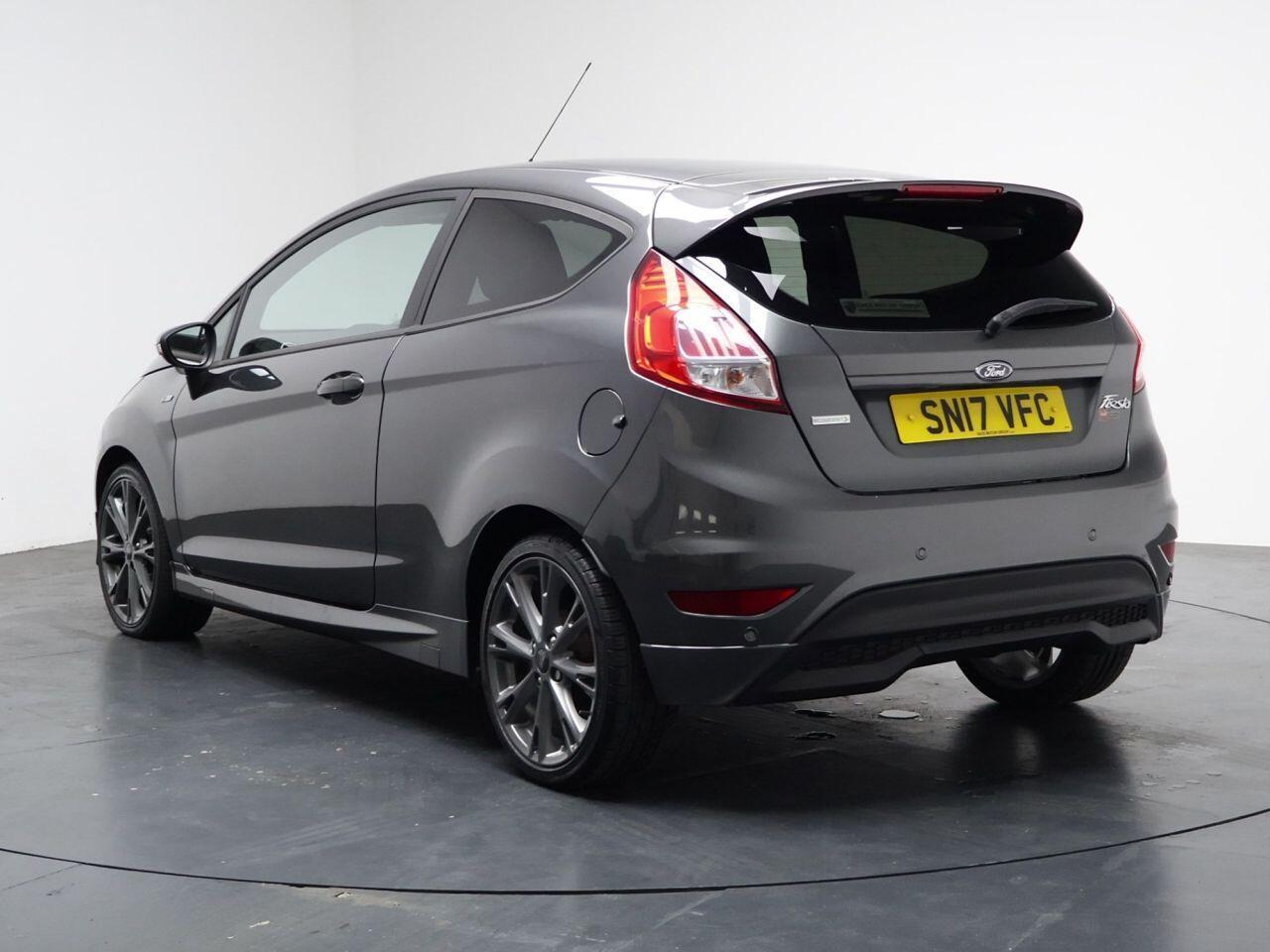 Ford Fiesta - Image 9
