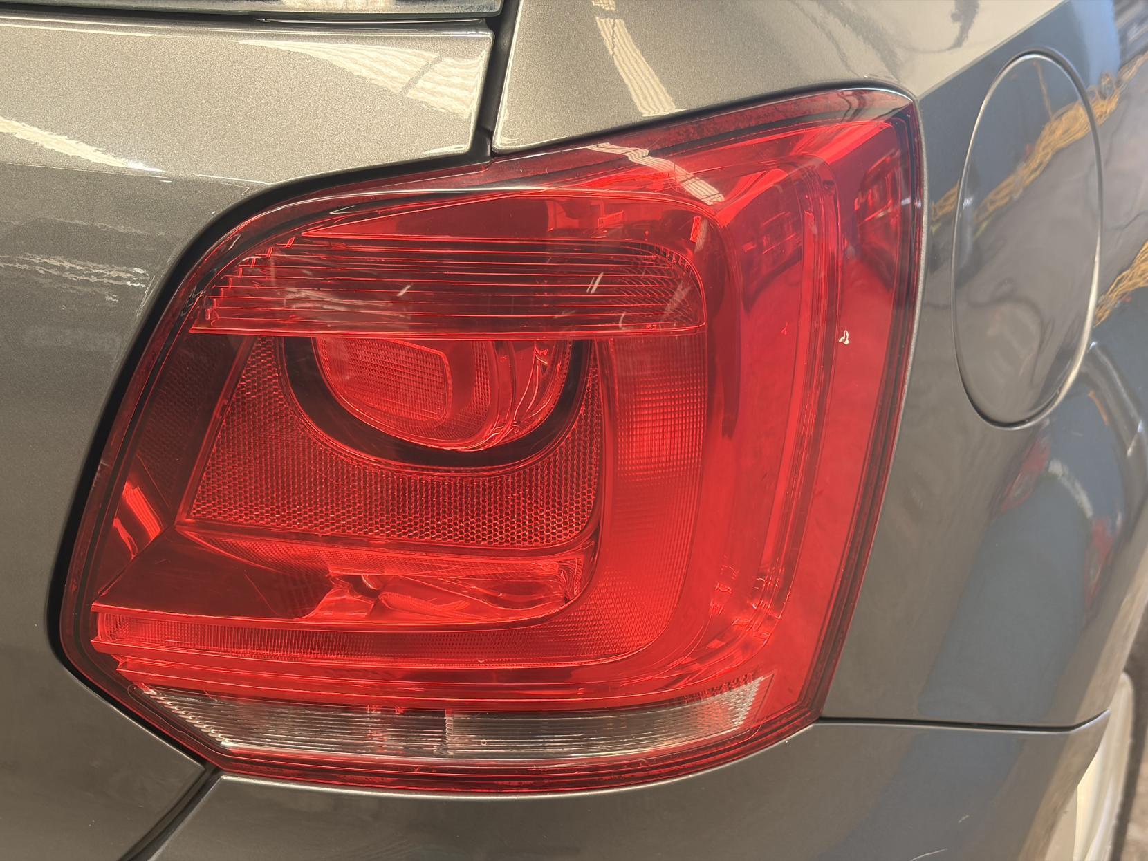 Volkswagen Polo - Image 12
