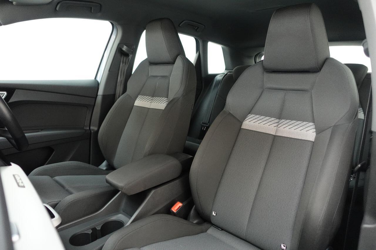 Audi Q4 E-Tron - Image 18