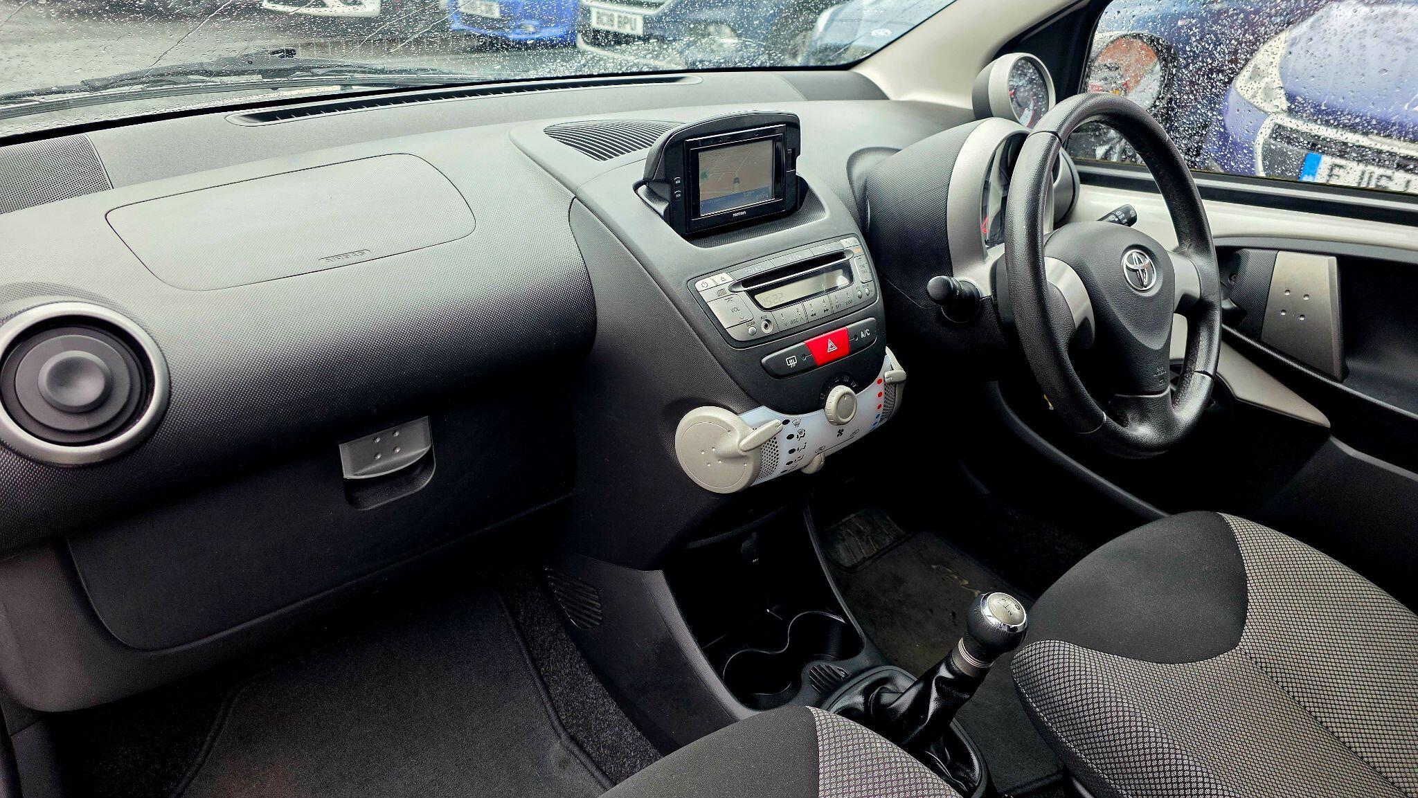 Toyota Aygo - Image 13